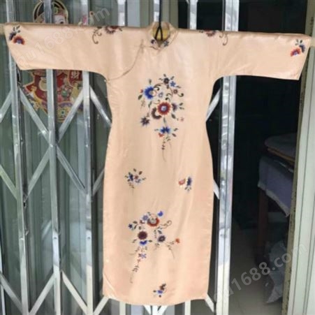 老旗袍收购价格咨询  上海长宁区老衣服回收店