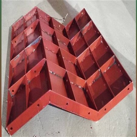 挡墙钢模板水沟钢模板不易变形部件强度高